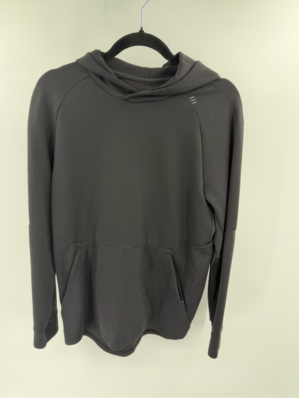 Lululemon Stronger as One Hoodie *lululemon X Barrys hoodie black men’s small